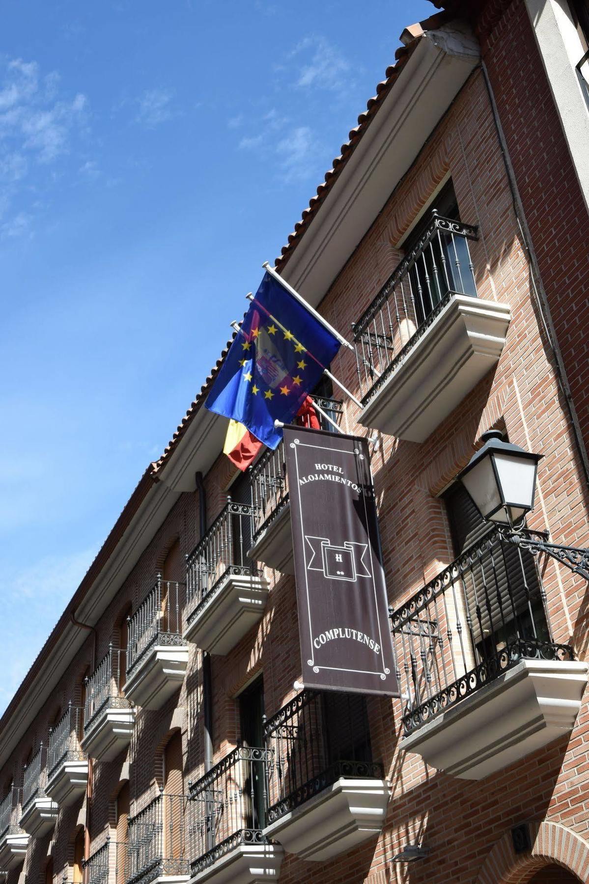 Hotel Complutense Alcalá de Henares Exterior foto